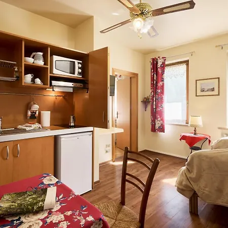 Casa Ai Lali Aparthotel *