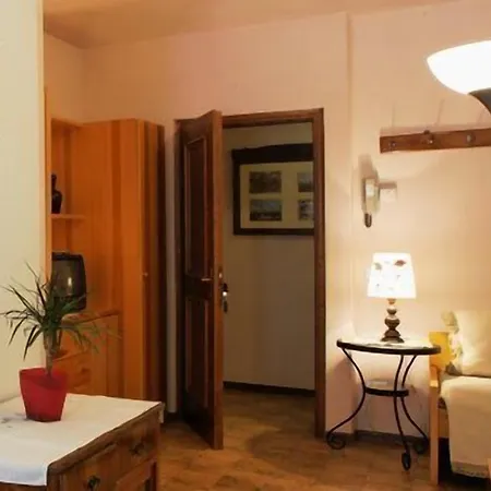 Casa ai Lali Aparthotel 3*